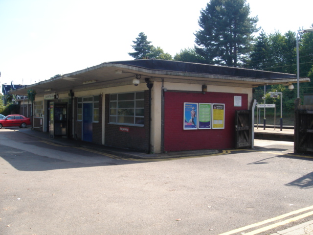 apsley train station to euston