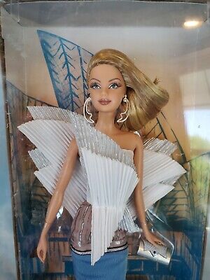 sydney opera house barbie doll