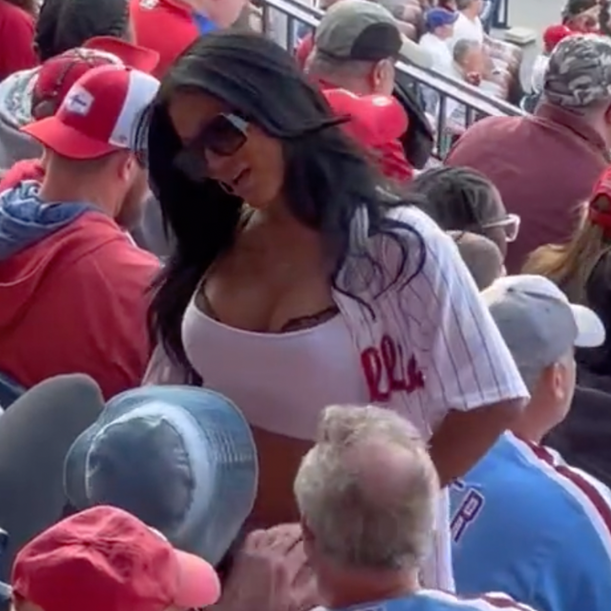 phillies fan lap dance