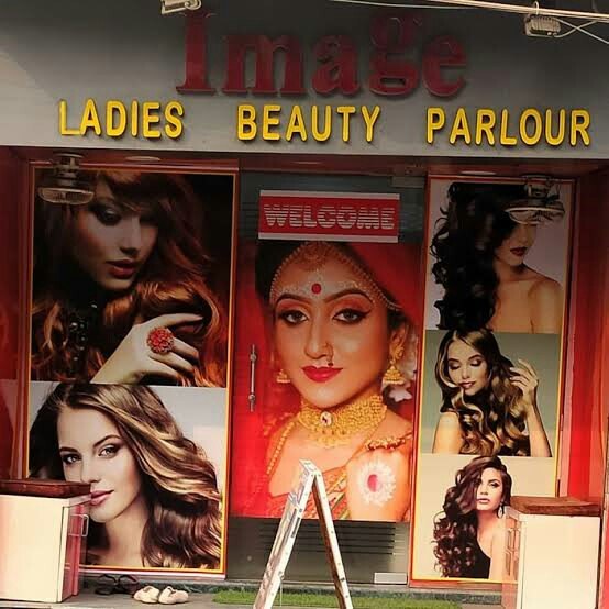 beauty parlour for ladies near me