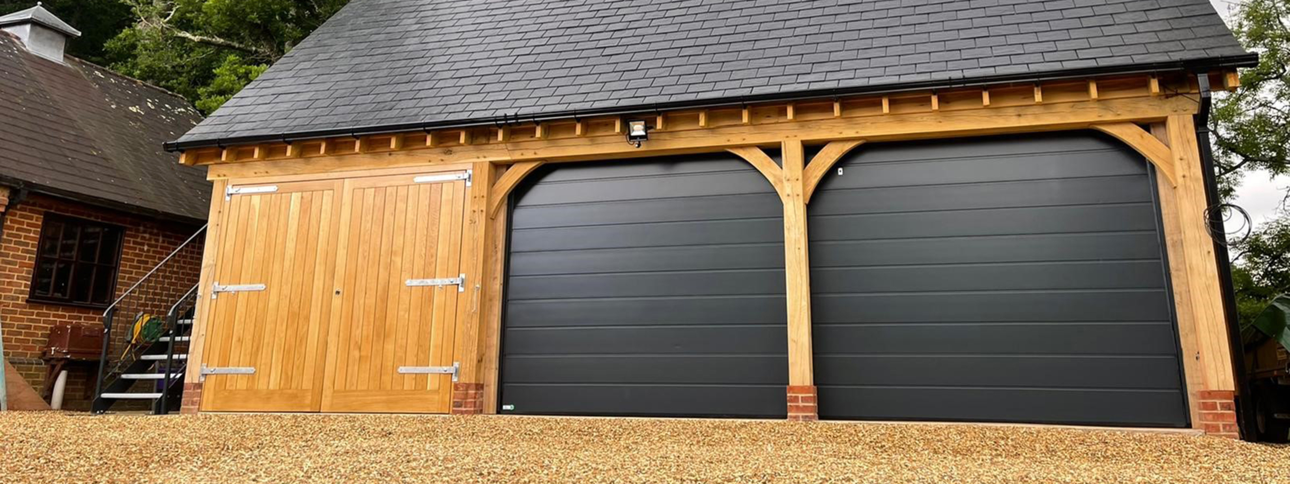 sectional garage doors berkshire