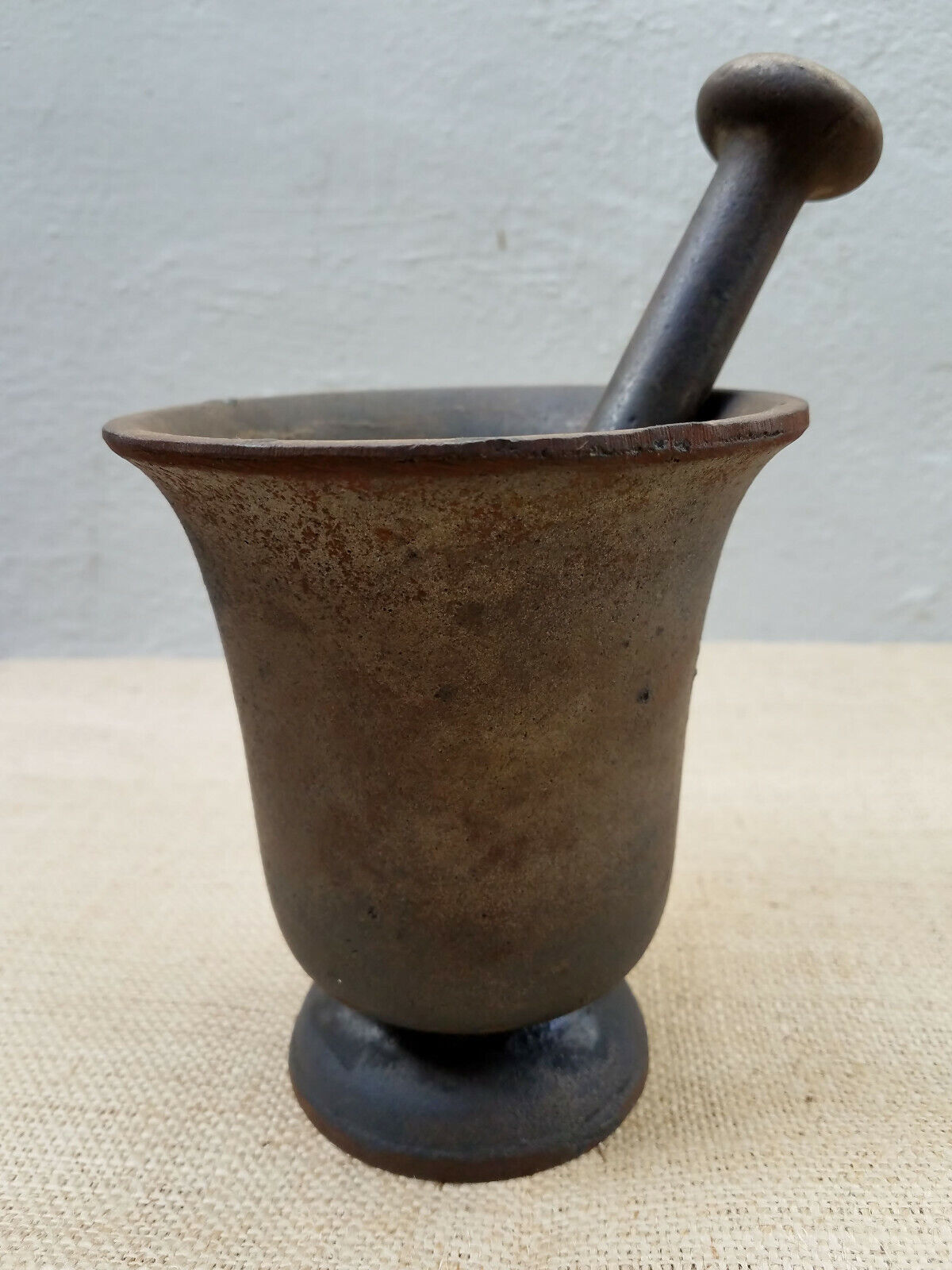 cast iron mortar and pestle vintage