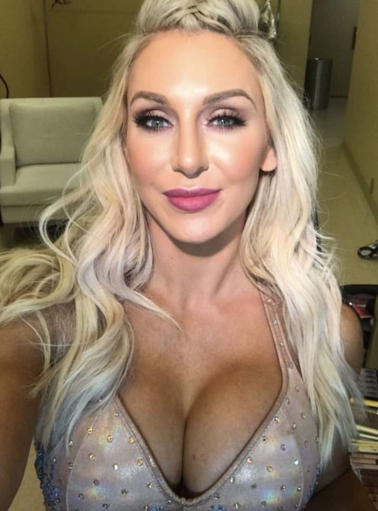 charlotte flair hot