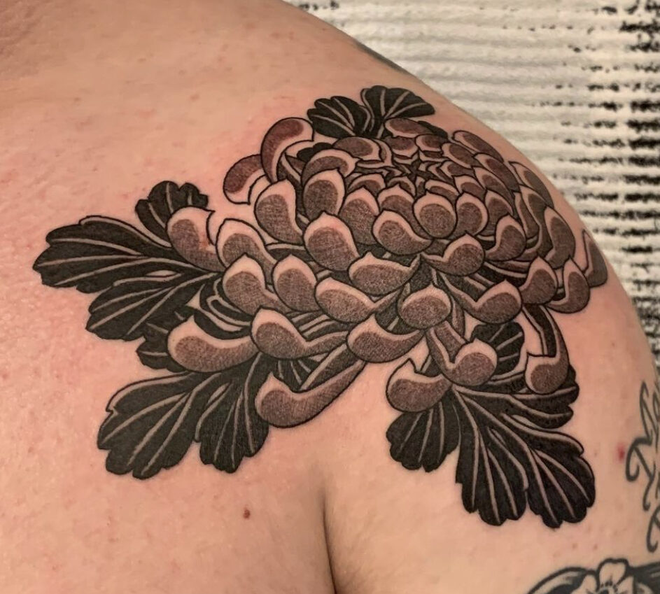 chrysanthemum flower tattoo meaning