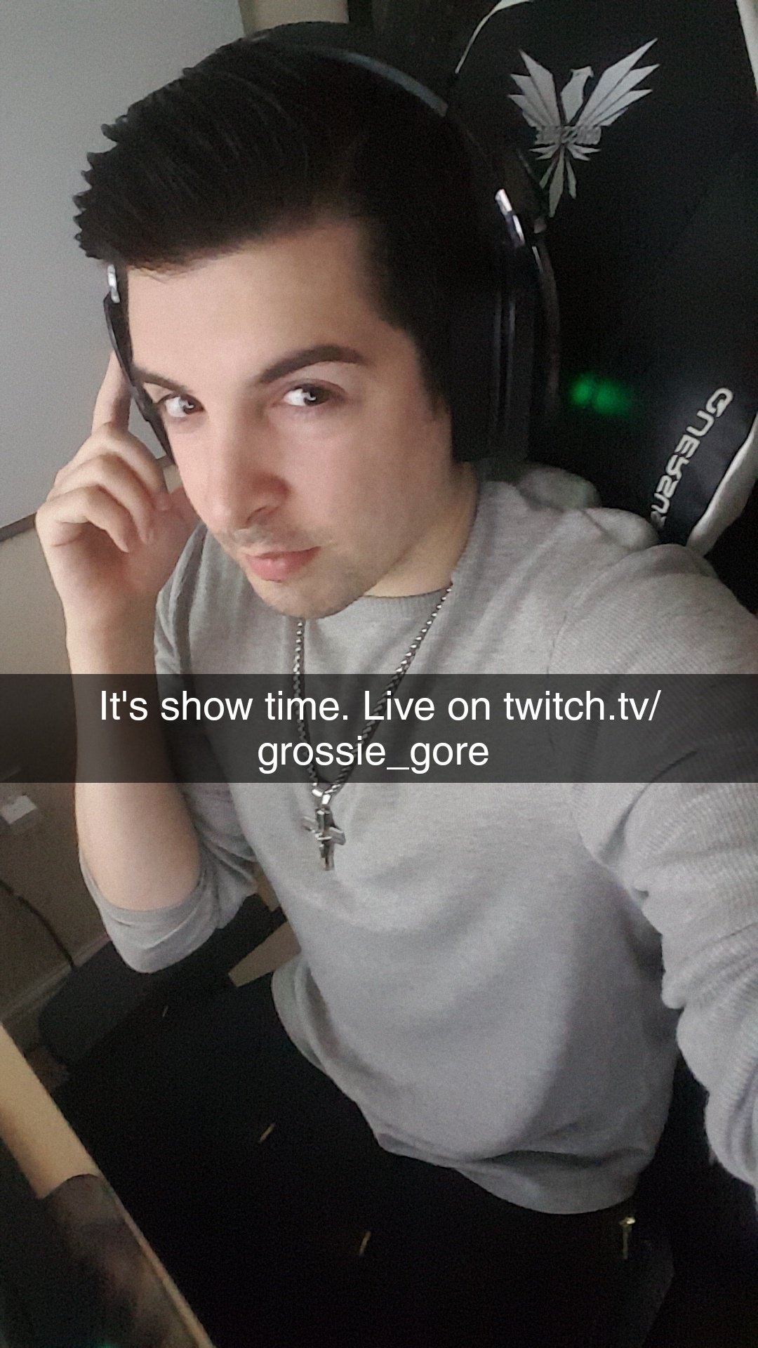 twitter gross gore