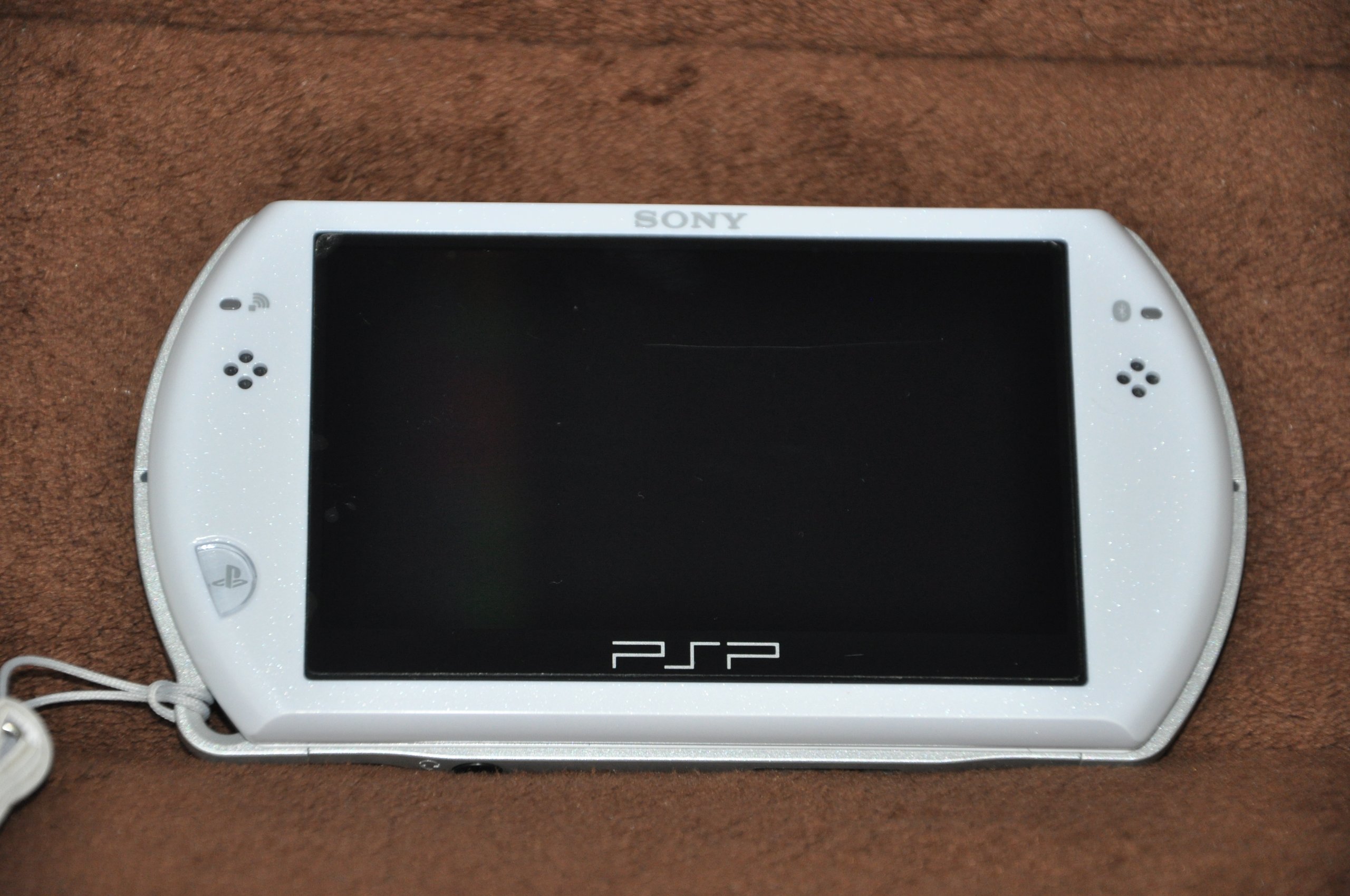 sony playstation psp go