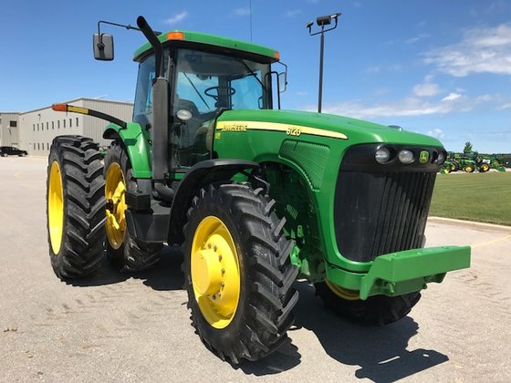 tractor john deere 8120