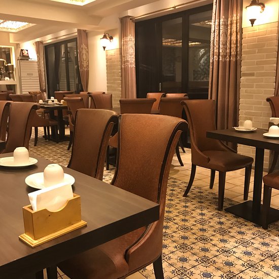 petra restaurant reviews