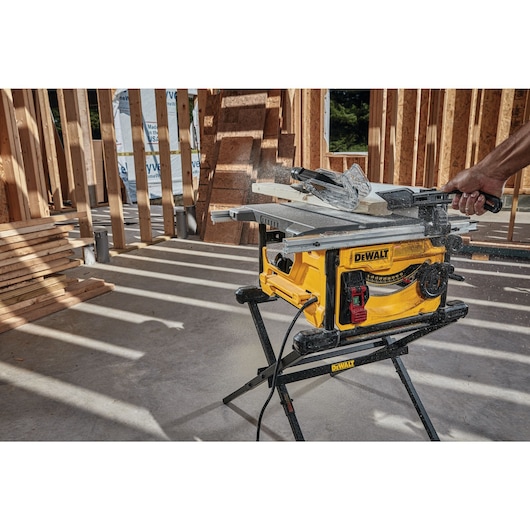 dewalt jobsite table saw