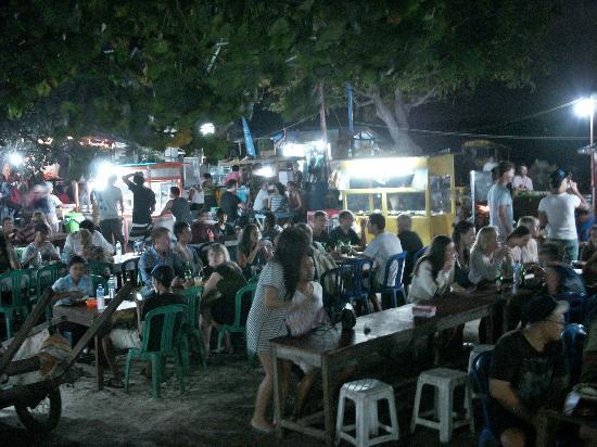 trawangan night market