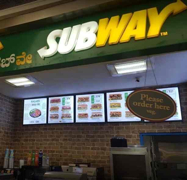 subway restaurants nearby