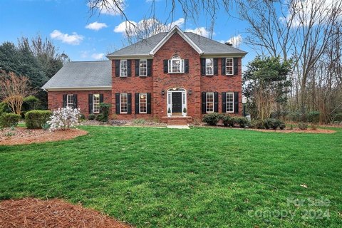 houses for sale in weddington