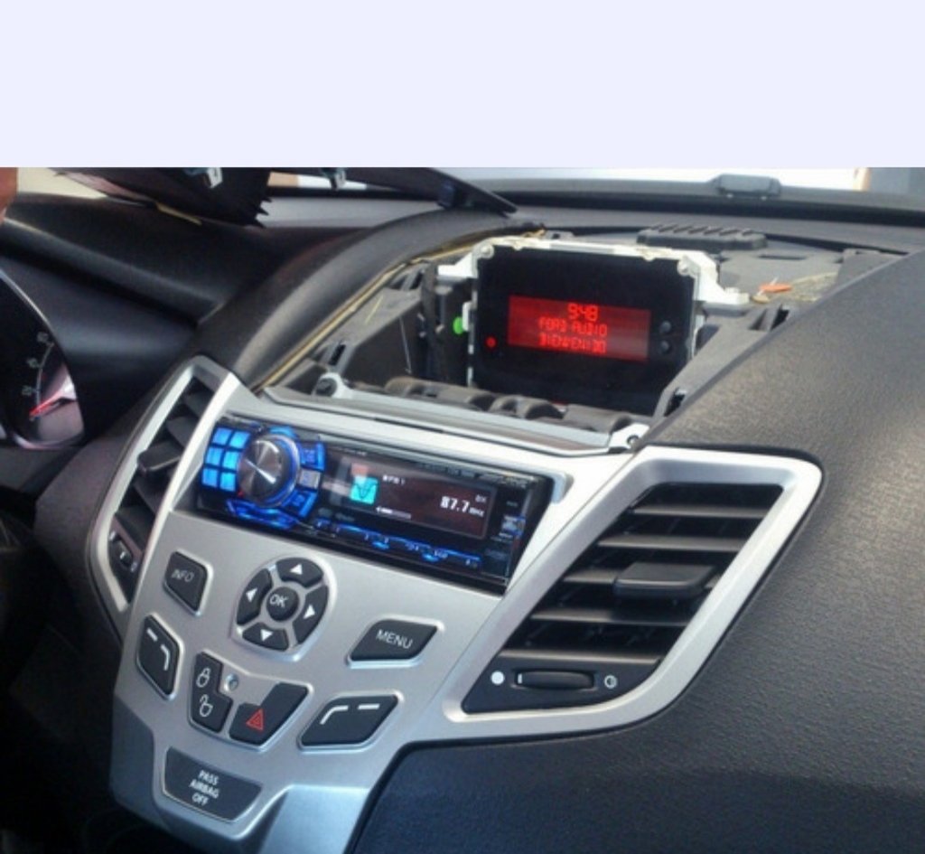 estereo para ford fiesta 2012