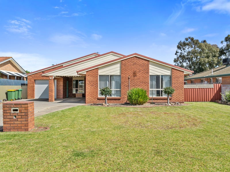 houses for sale in corowa