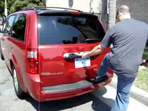 dodge grand caravan liftgate