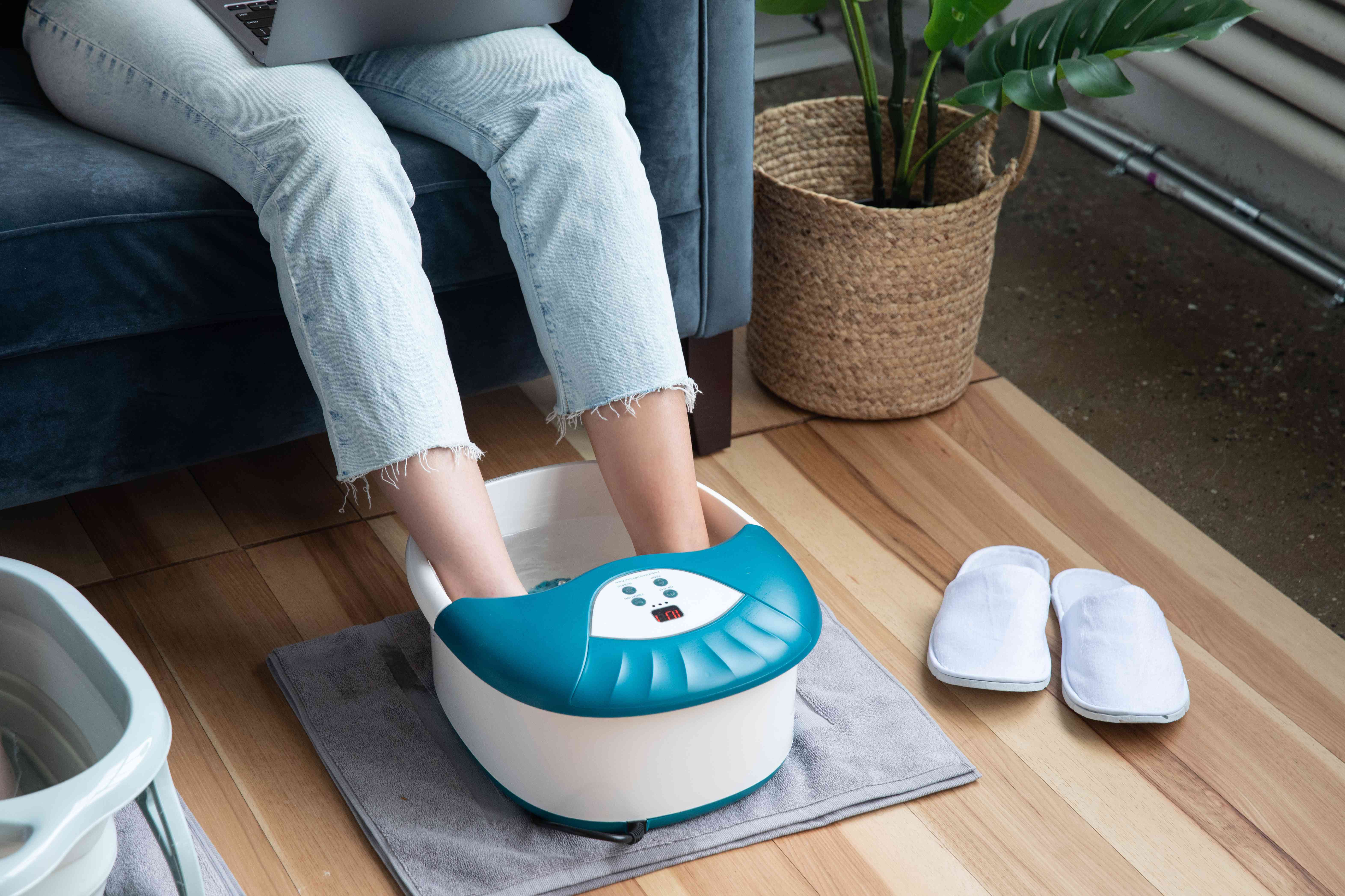 foot spa tub