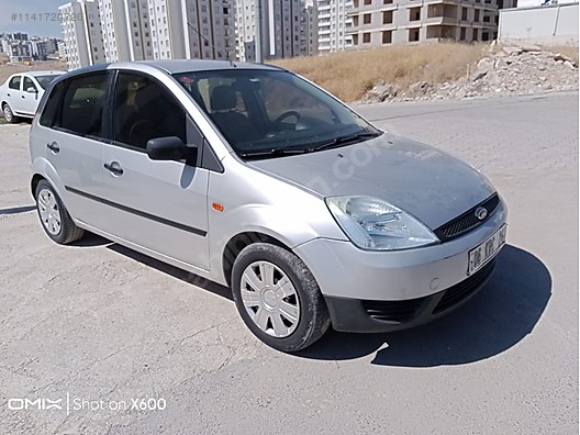 ford fiesta 2004 comfort özellikleri