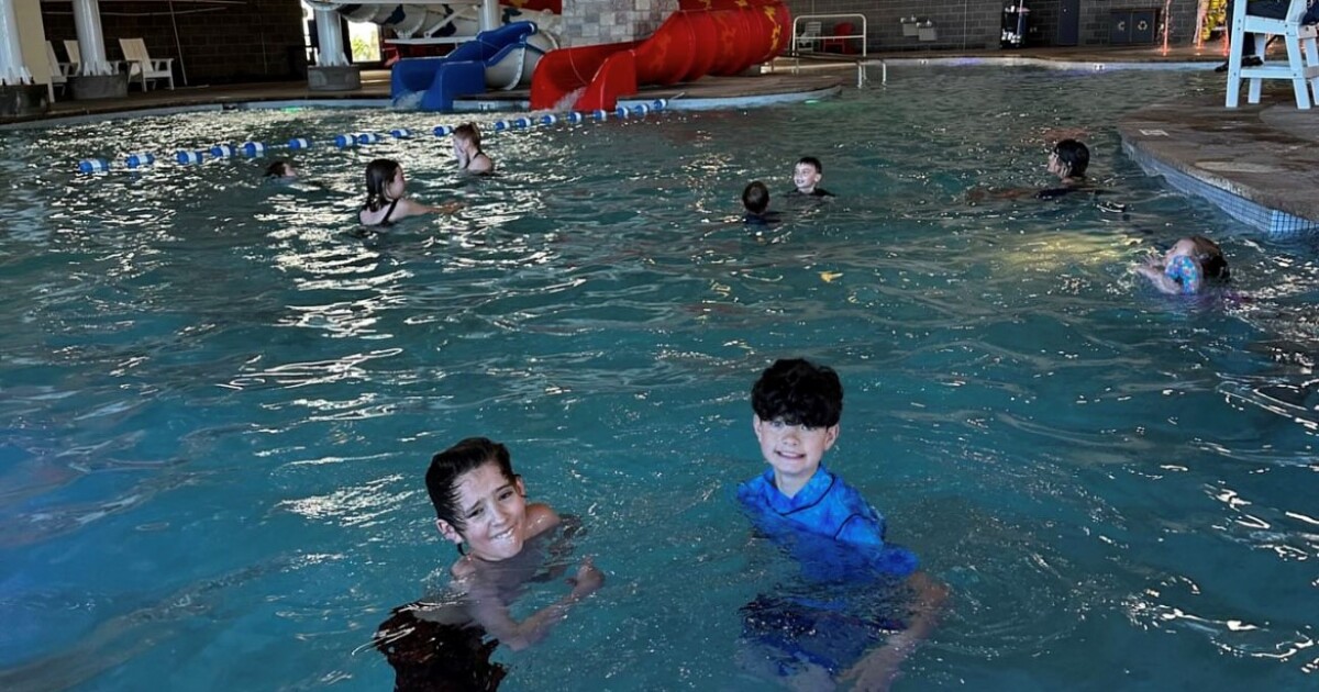 gaylord rockies resort pool collapse