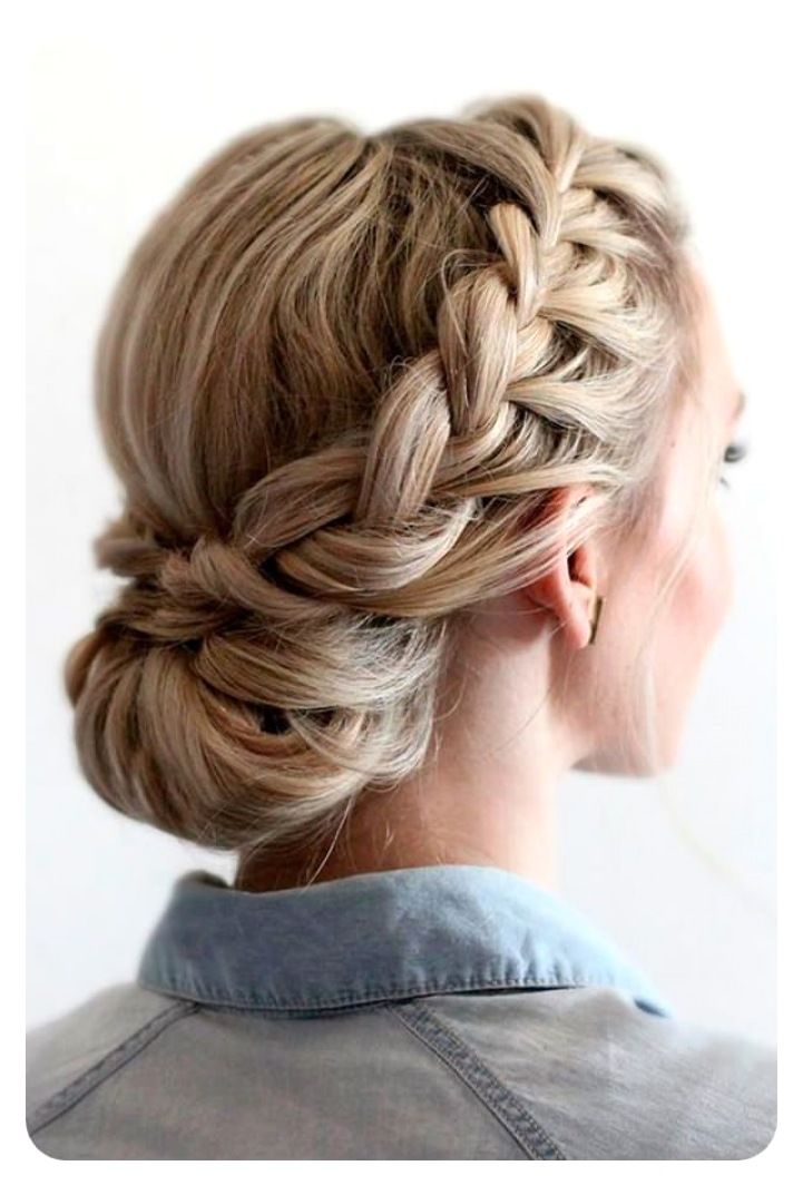 graduation hairstyles