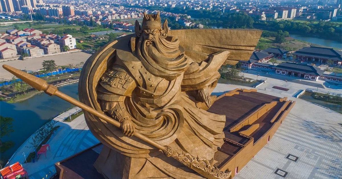 guan yu statue