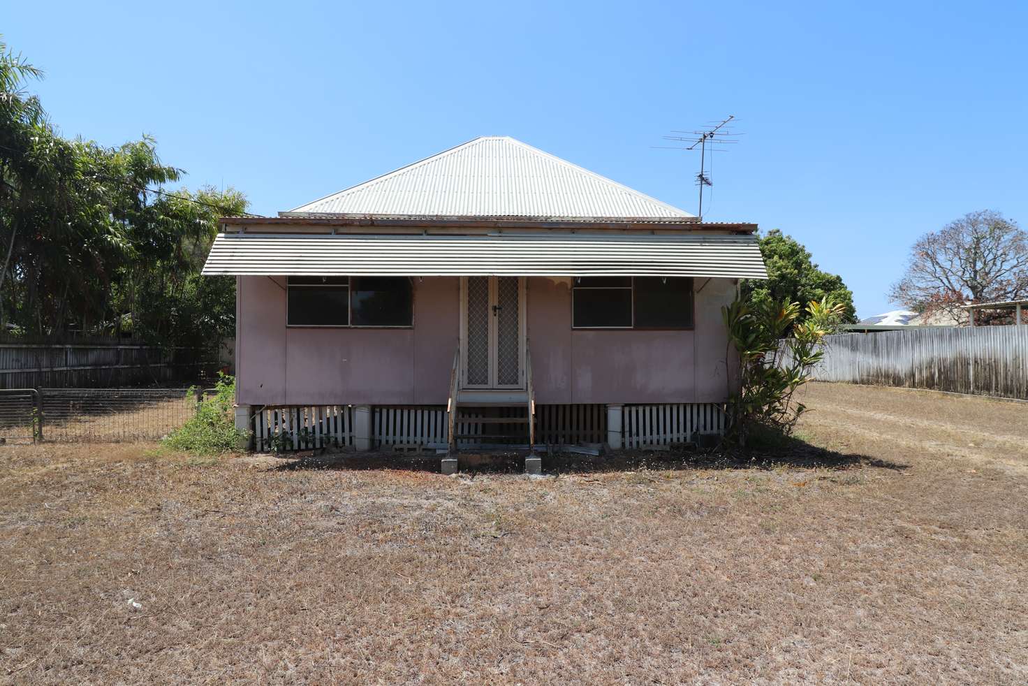 houses for sale ayr qld