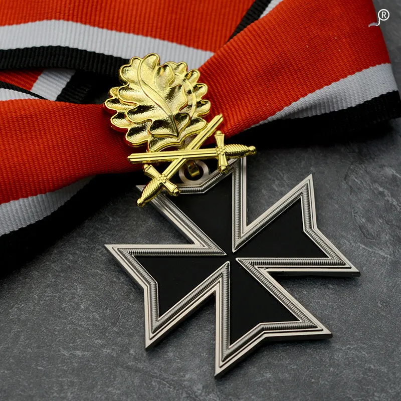 iron cross with oak leaves