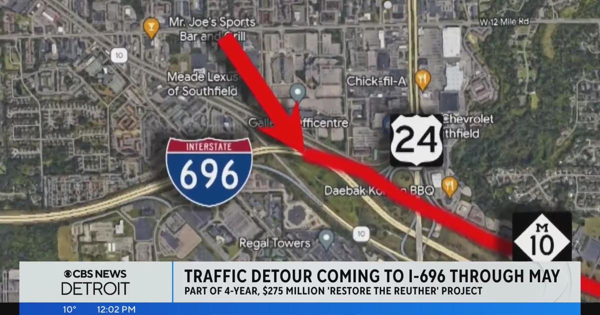 is there construction on 696