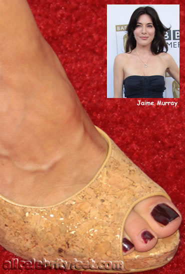 jaime murray feet