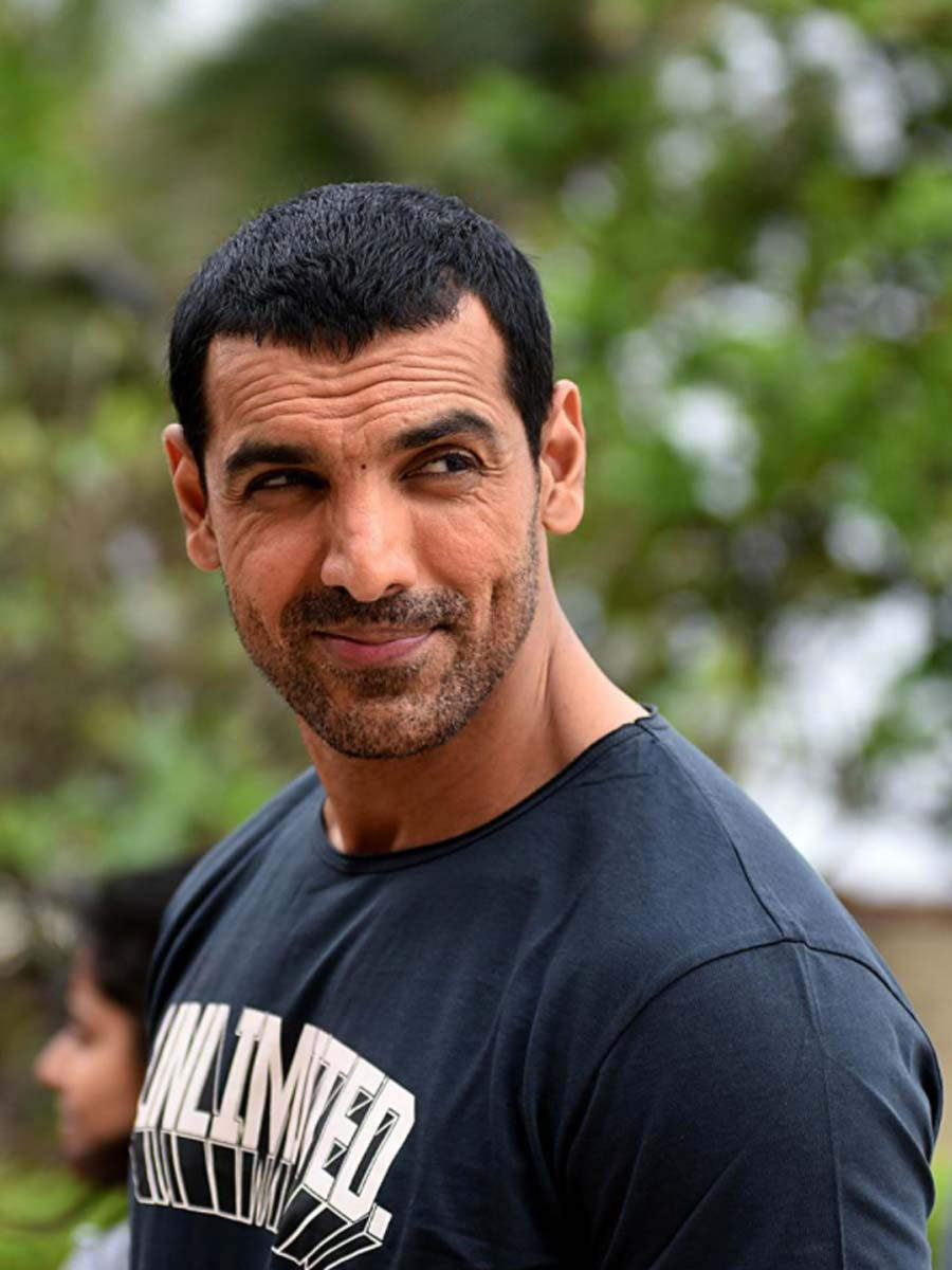 john abraham in short hair