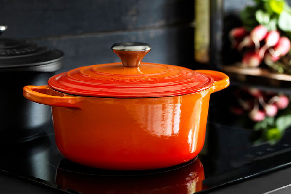 le creuset for induction cooking