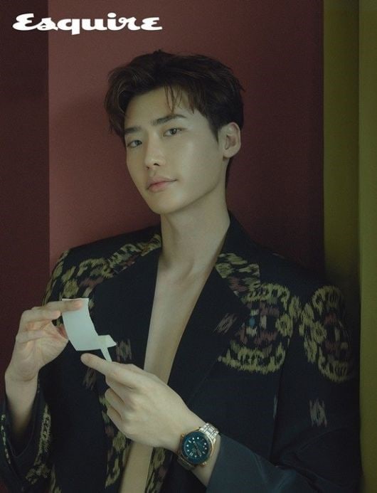 lee jong suk 2019