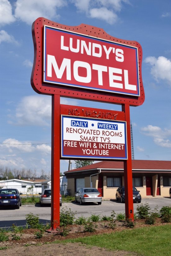 lundys motel niagara falls