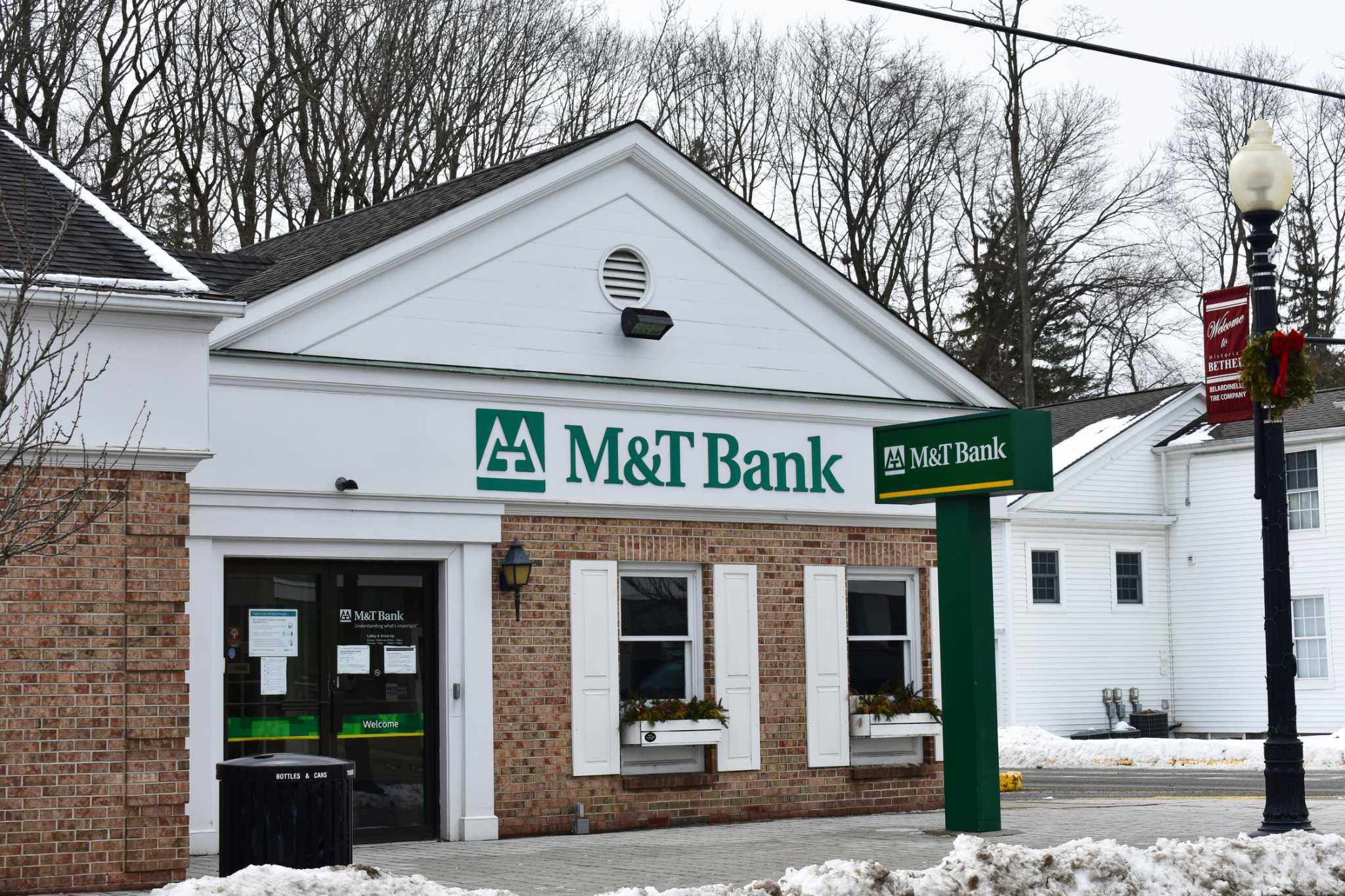 m and t bank torrington ct