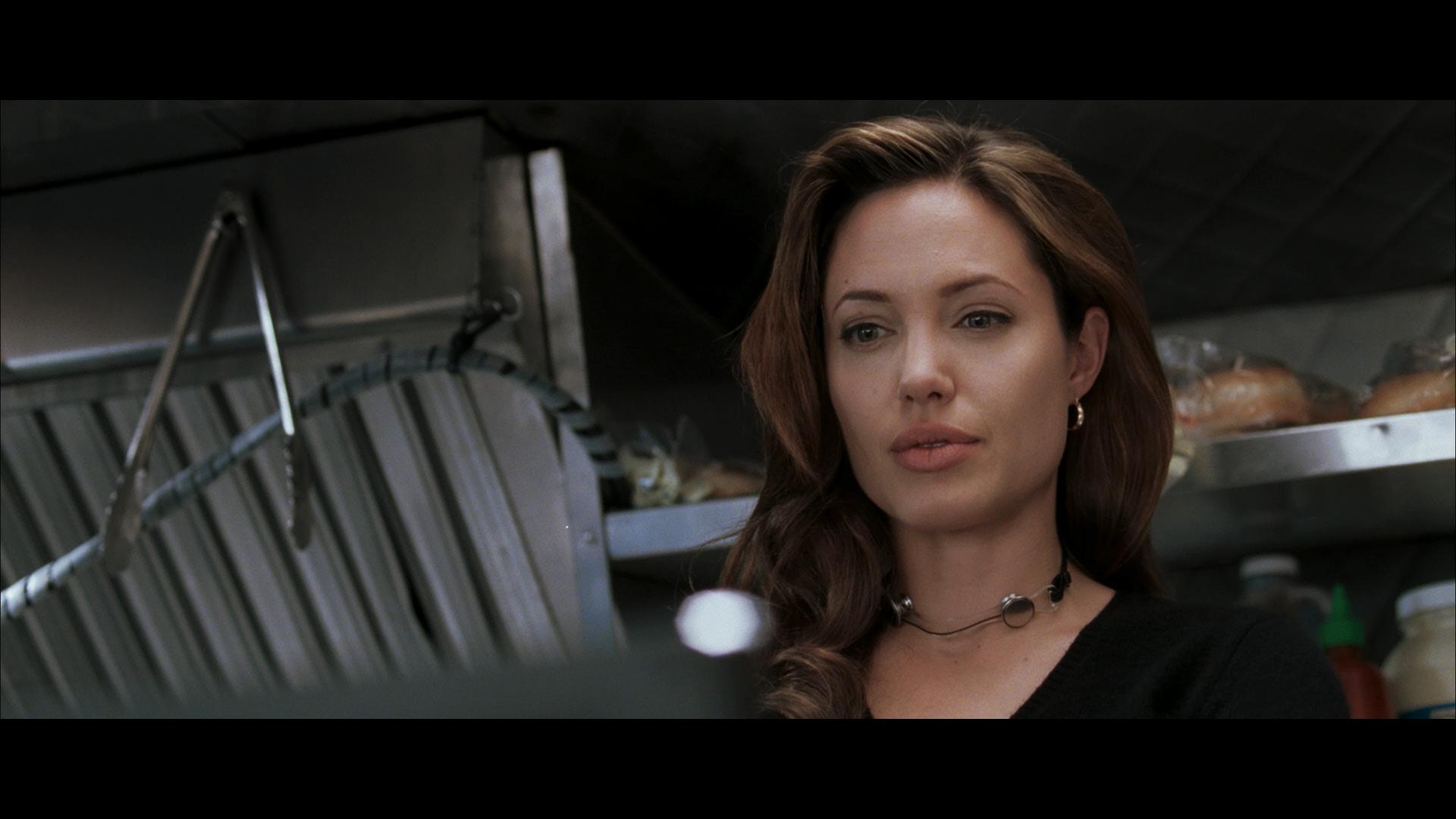 mr and mrs smith screencaps