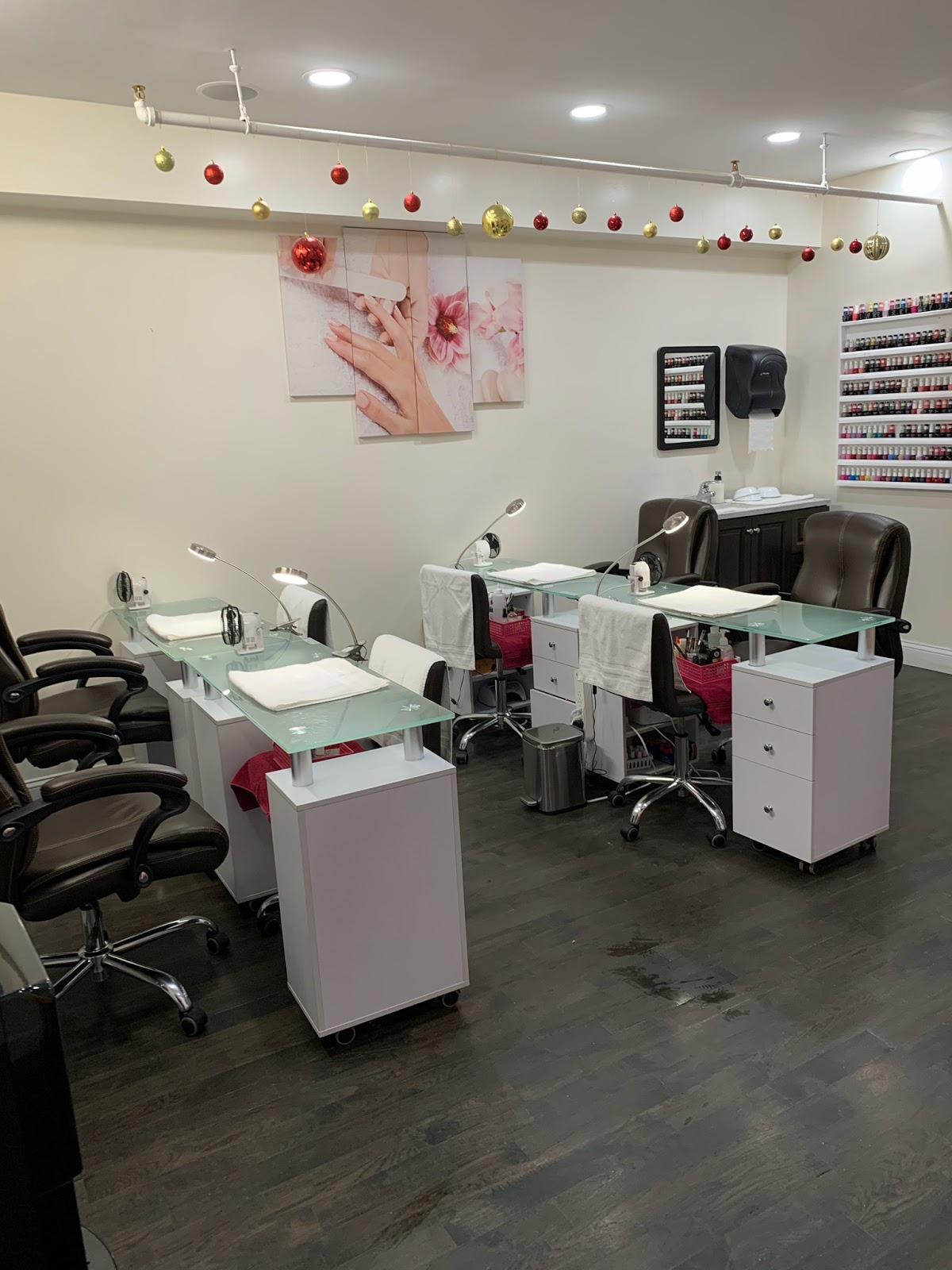 nail salon lynnfield ma