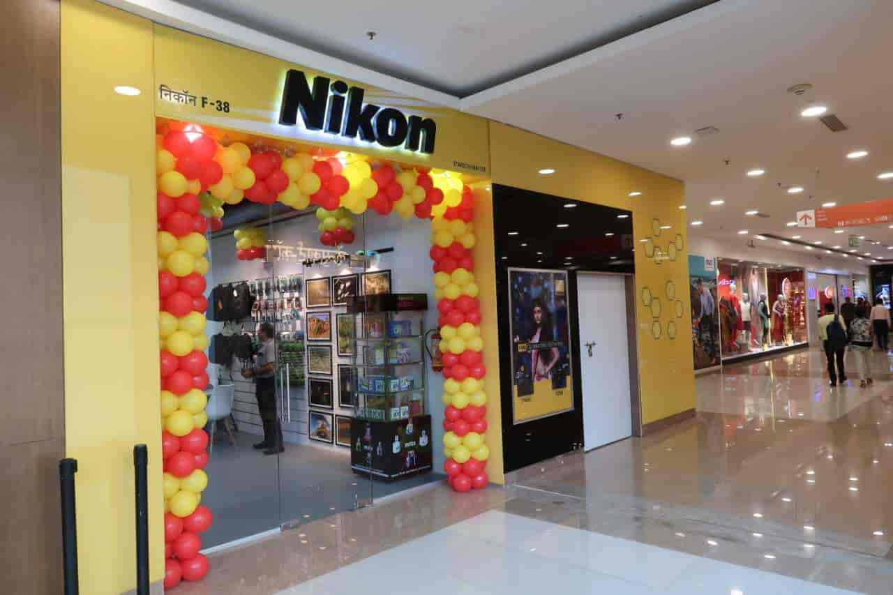 nikon dealer near me