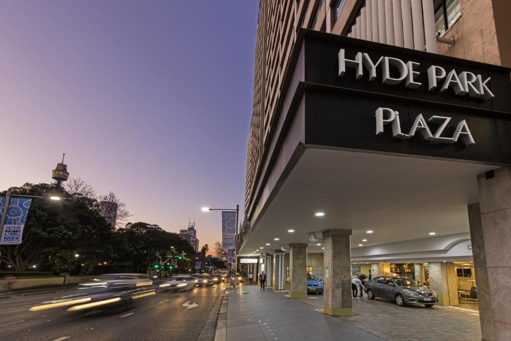 oaks hyde park suites