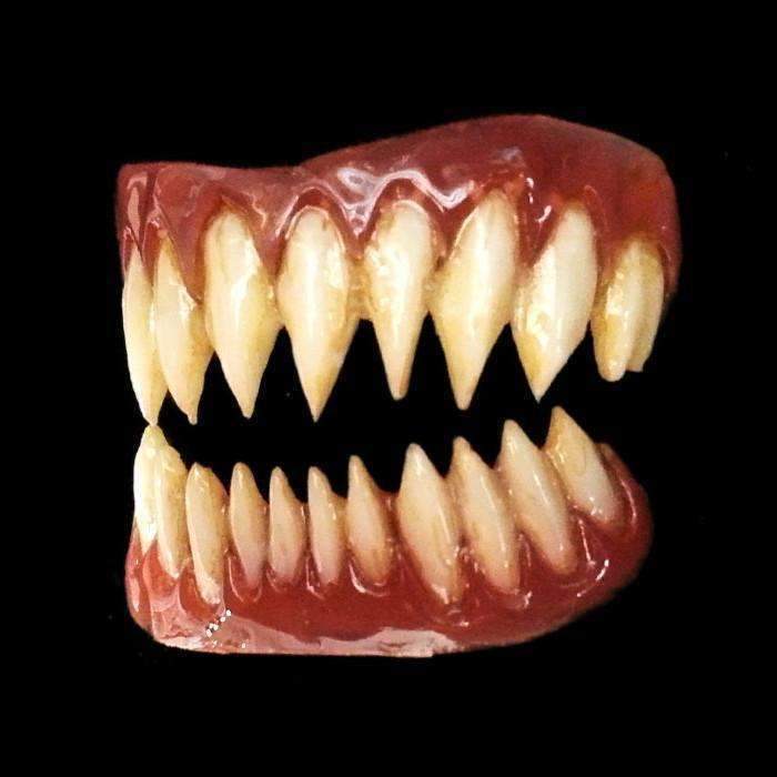 pennywise monster teeth