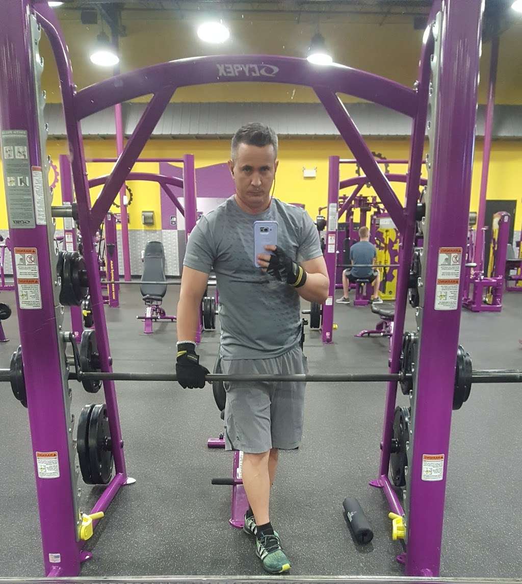 planet fitness belle isle