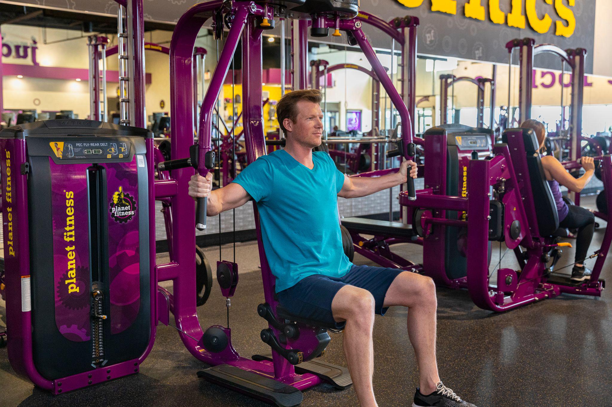 planet fitness california ave