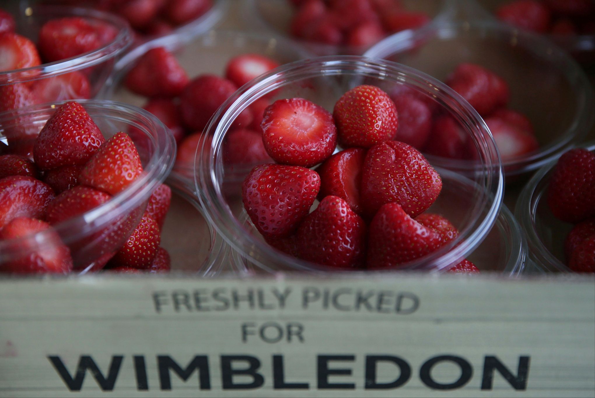price of strawberries at wimbledon