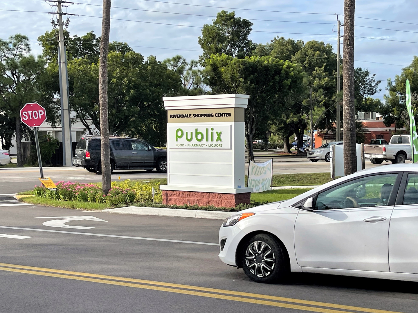 publix super market at riverdale shopping center