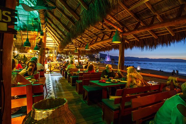 puerto vallarta best seafood restaurant