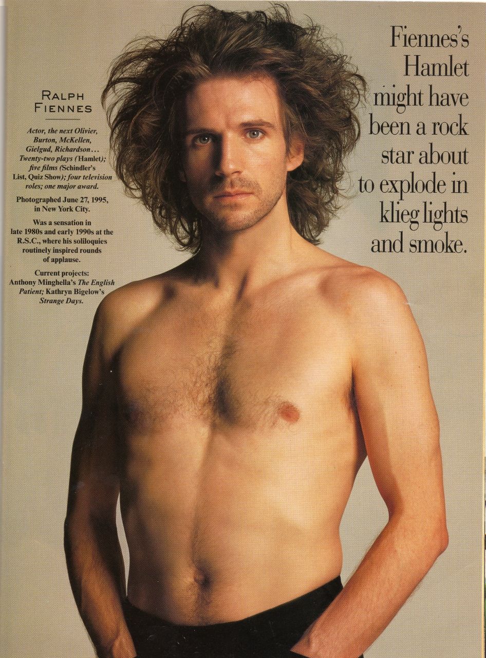 ralph fiennes shirtless