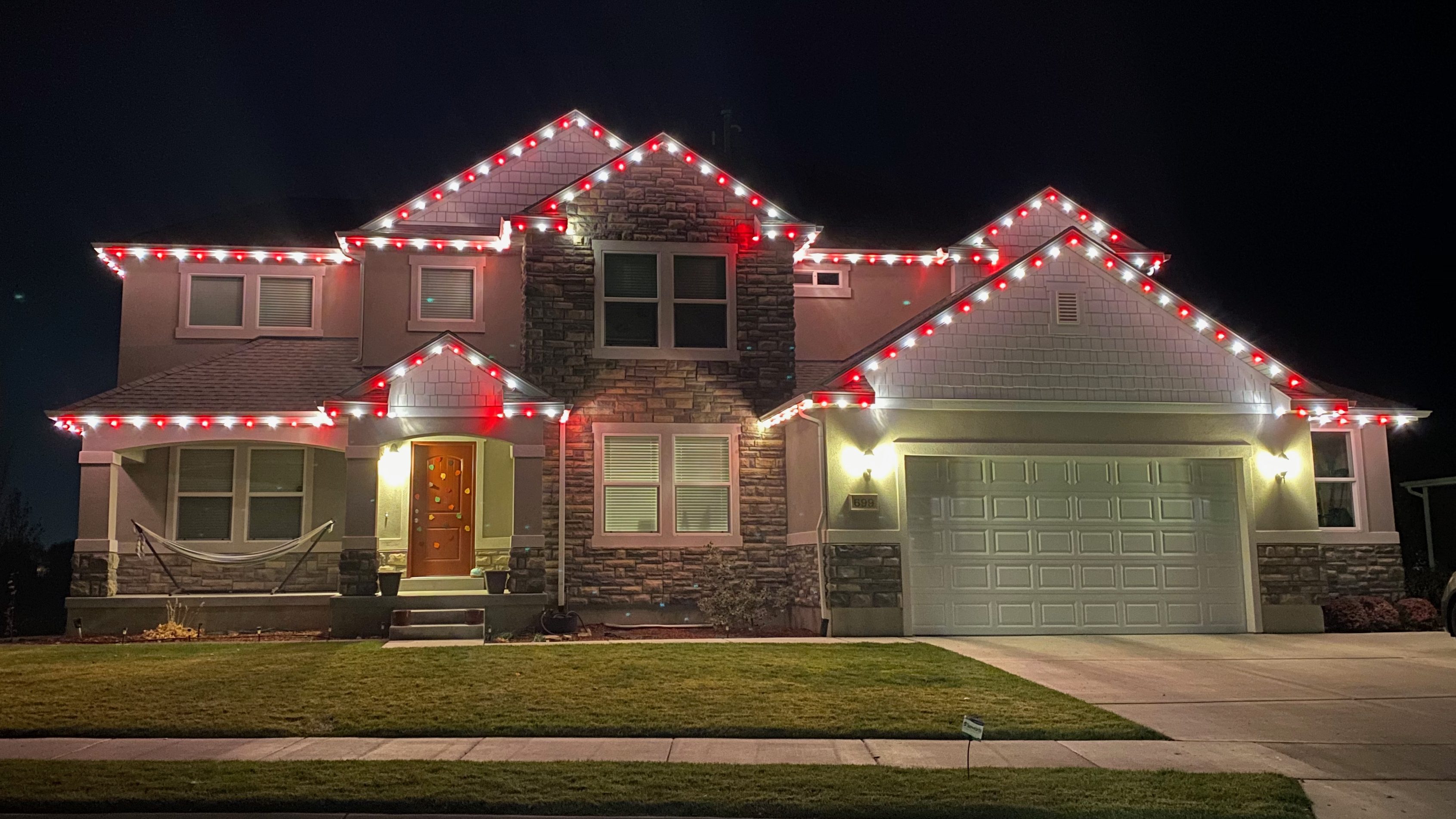 red and white holiday lights