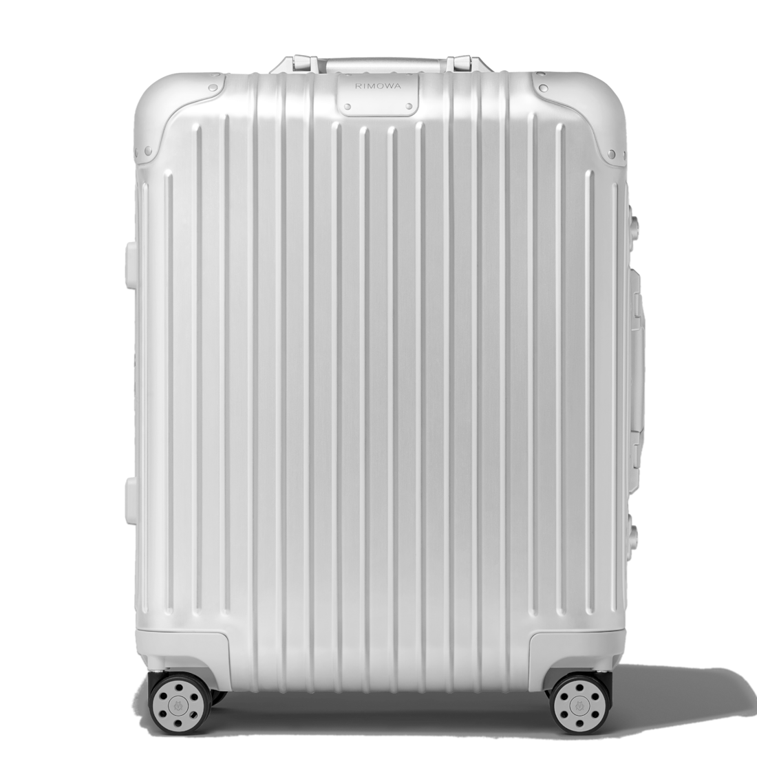 rimowa carry on plus