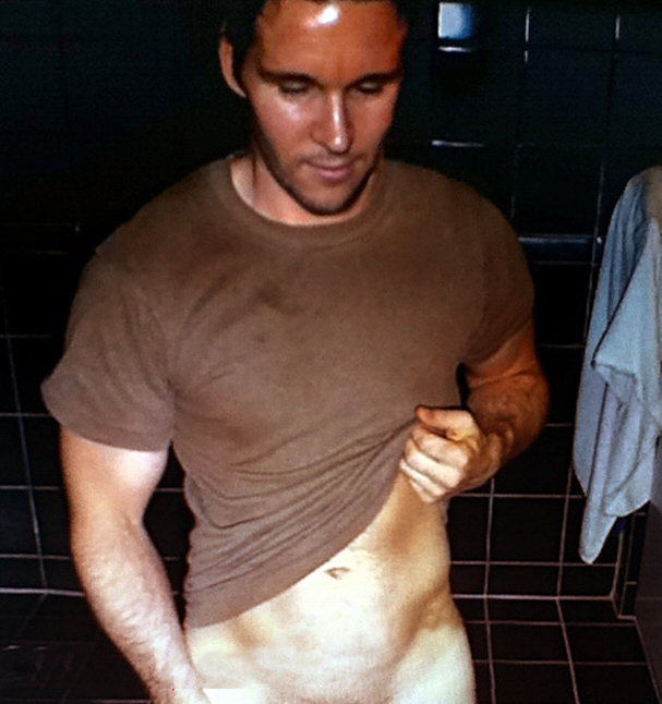 ryan kwanten desnudo