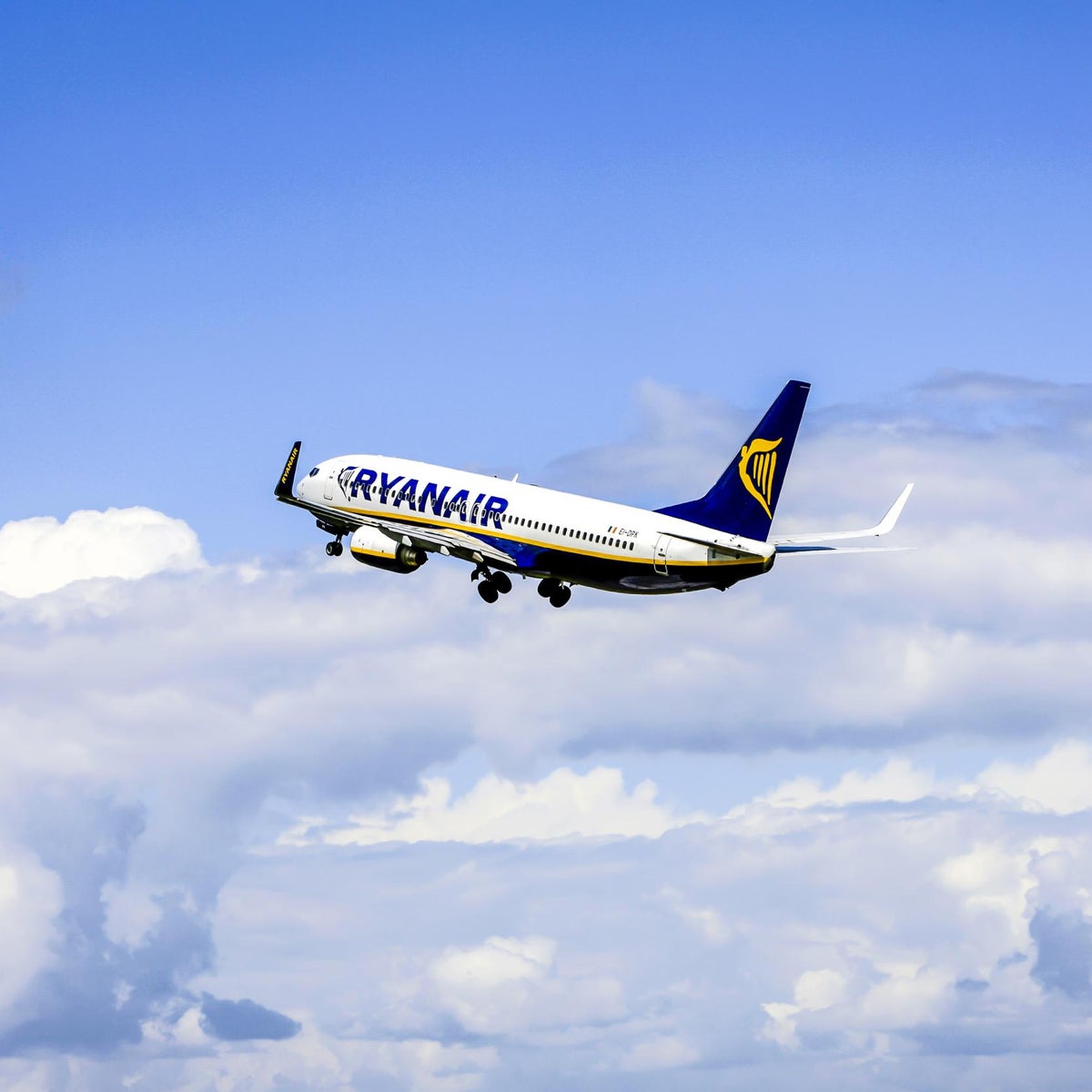 ryanair cheap flights to spain