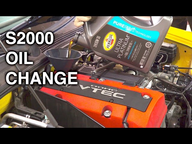 s2000 oil capacity