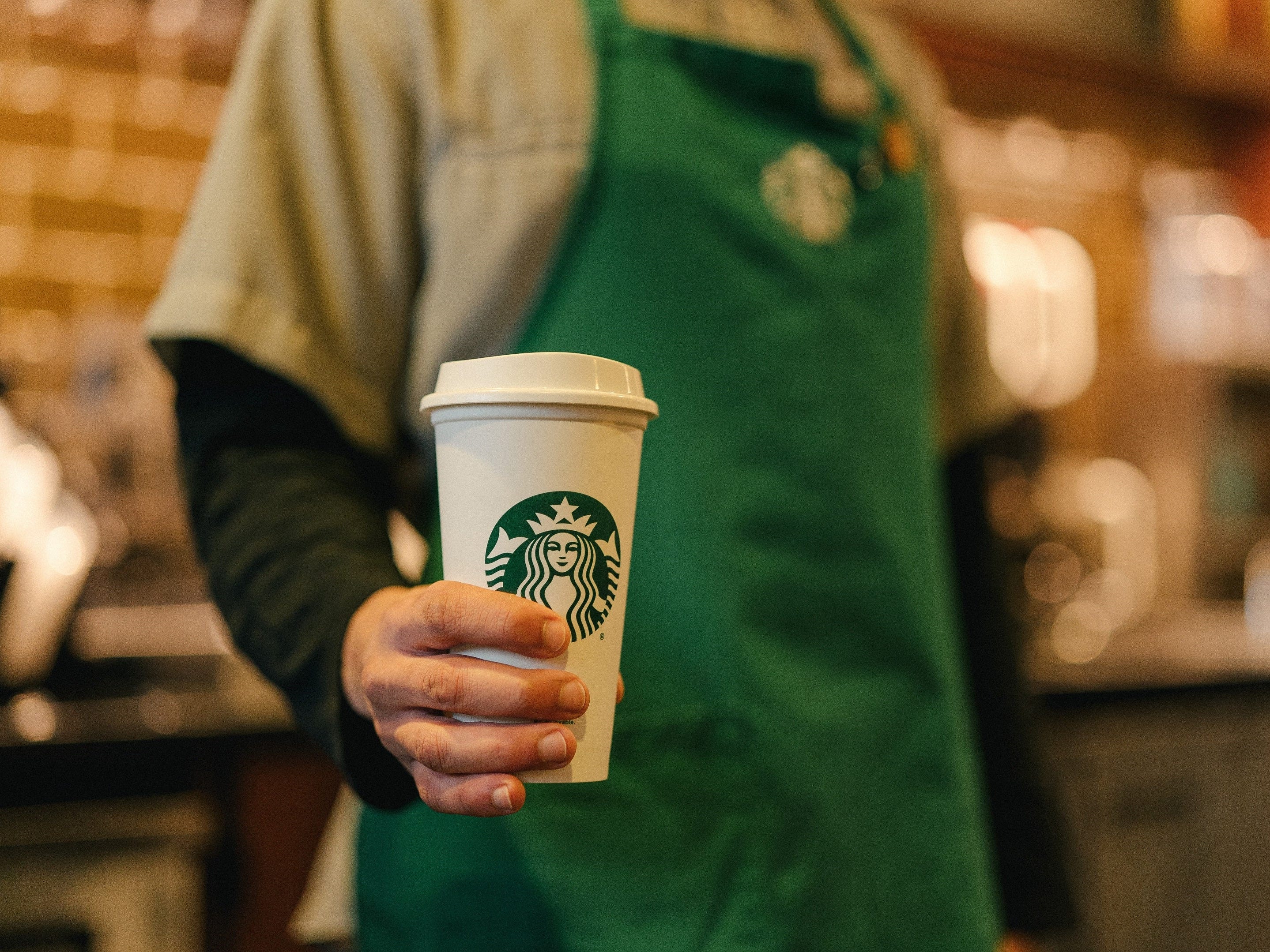 starbucks pay rate